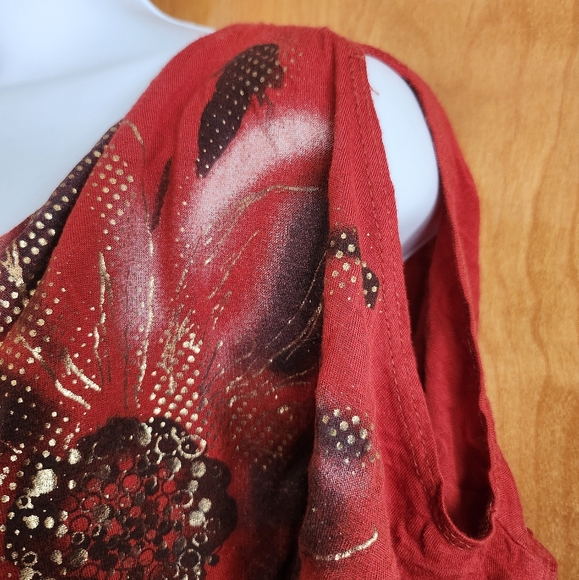 Cold Shoulder Top Size M - Picture 5 of 11